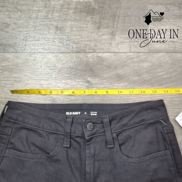 Old Navy High Rise Wow Denim Shorts Size 0 - Picture 3 of 7